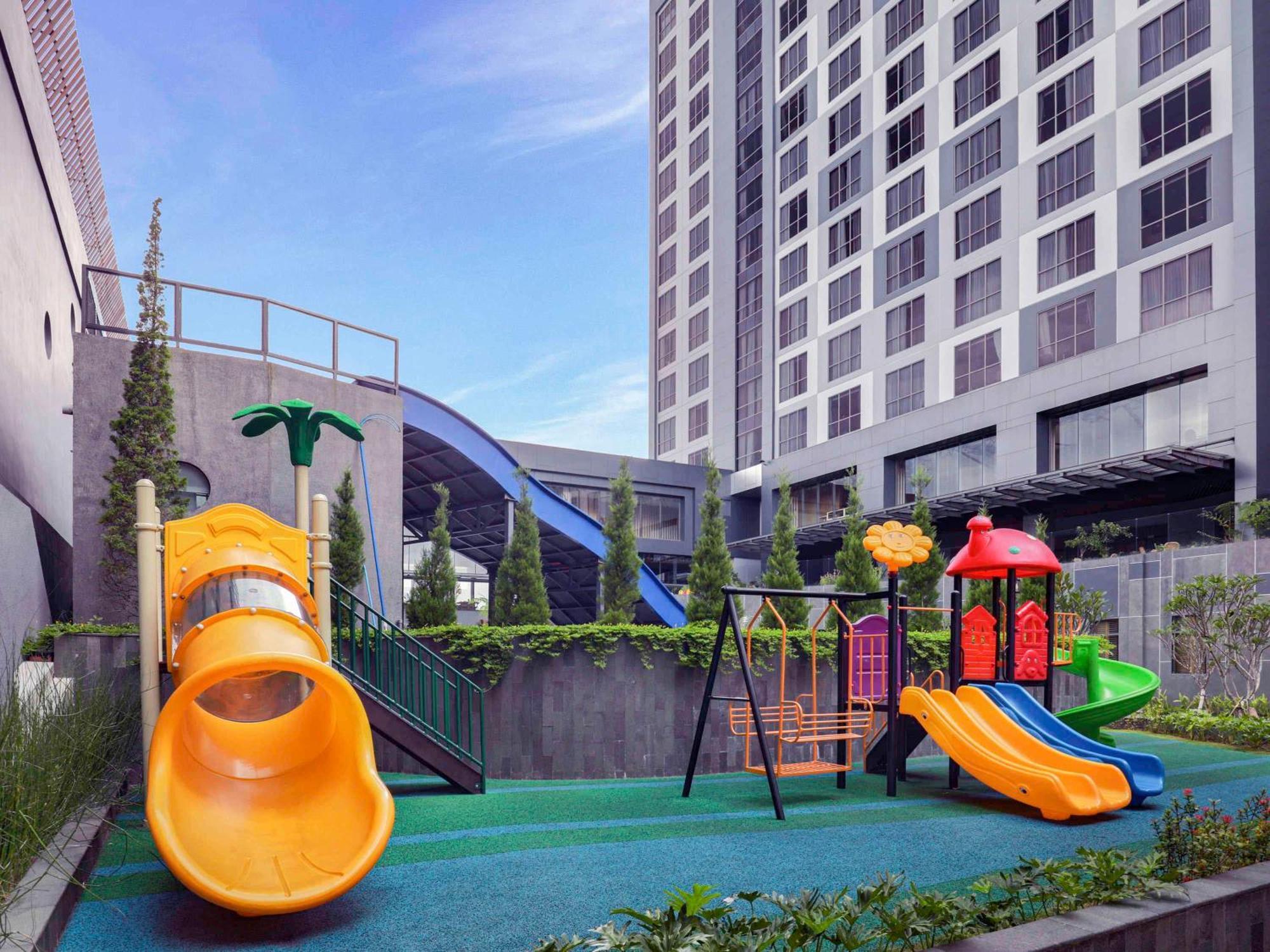 Grand Mercure מאלאנג מראה חיצוני תמונה