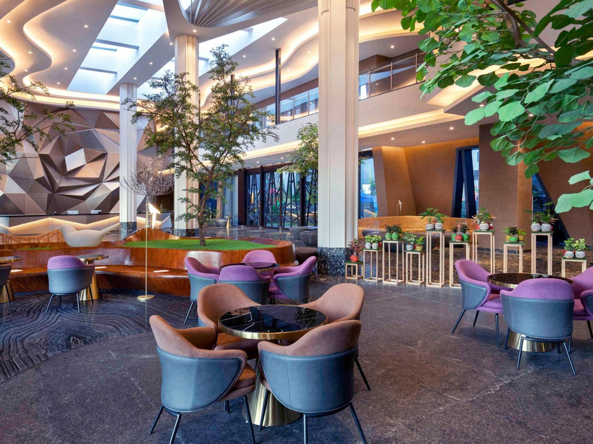 Grand Mercure מאלאנג מראה חיצוני תמונה