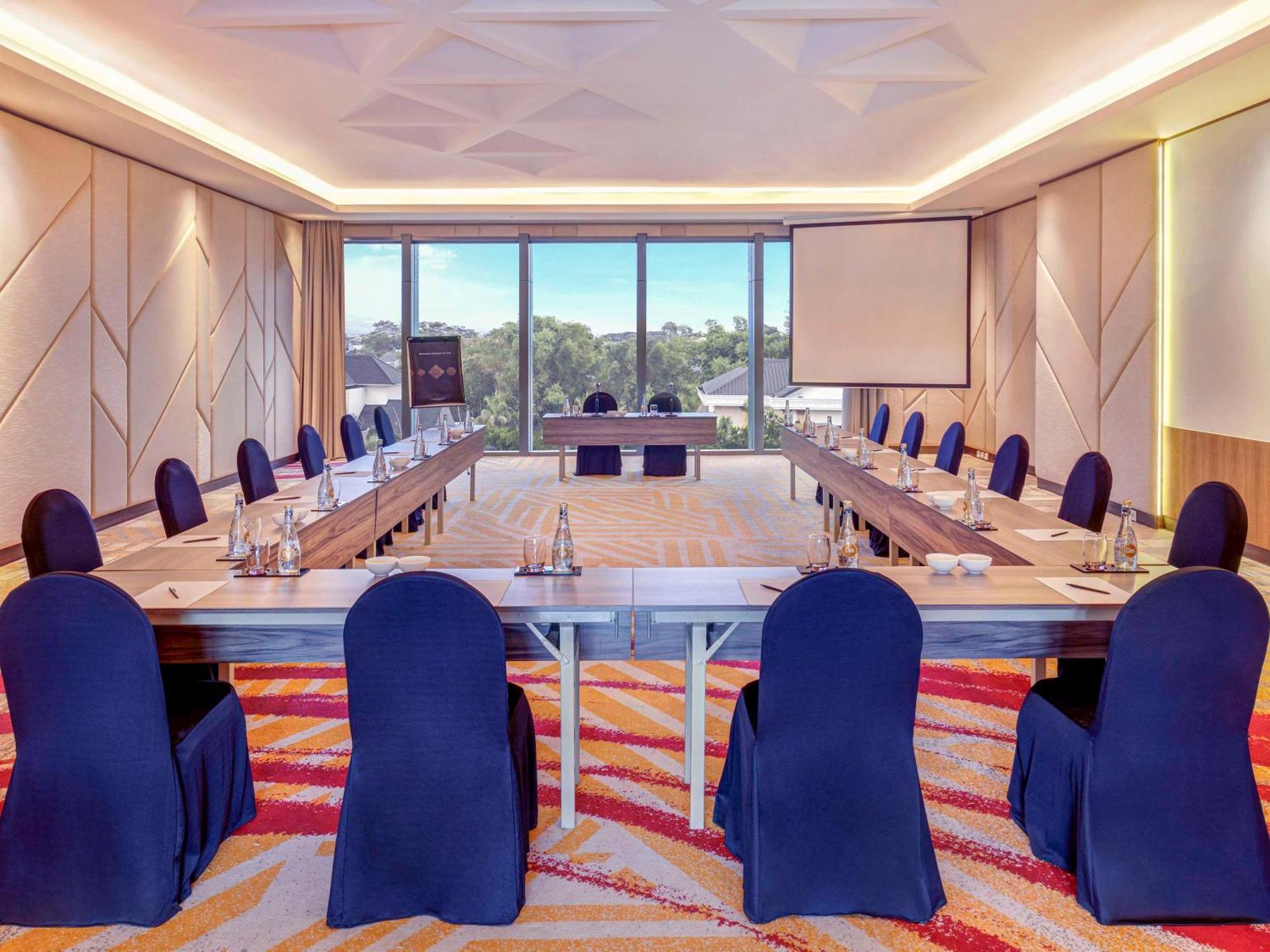 Grand Mercure מאלאנג מראה חיצוני תמונה