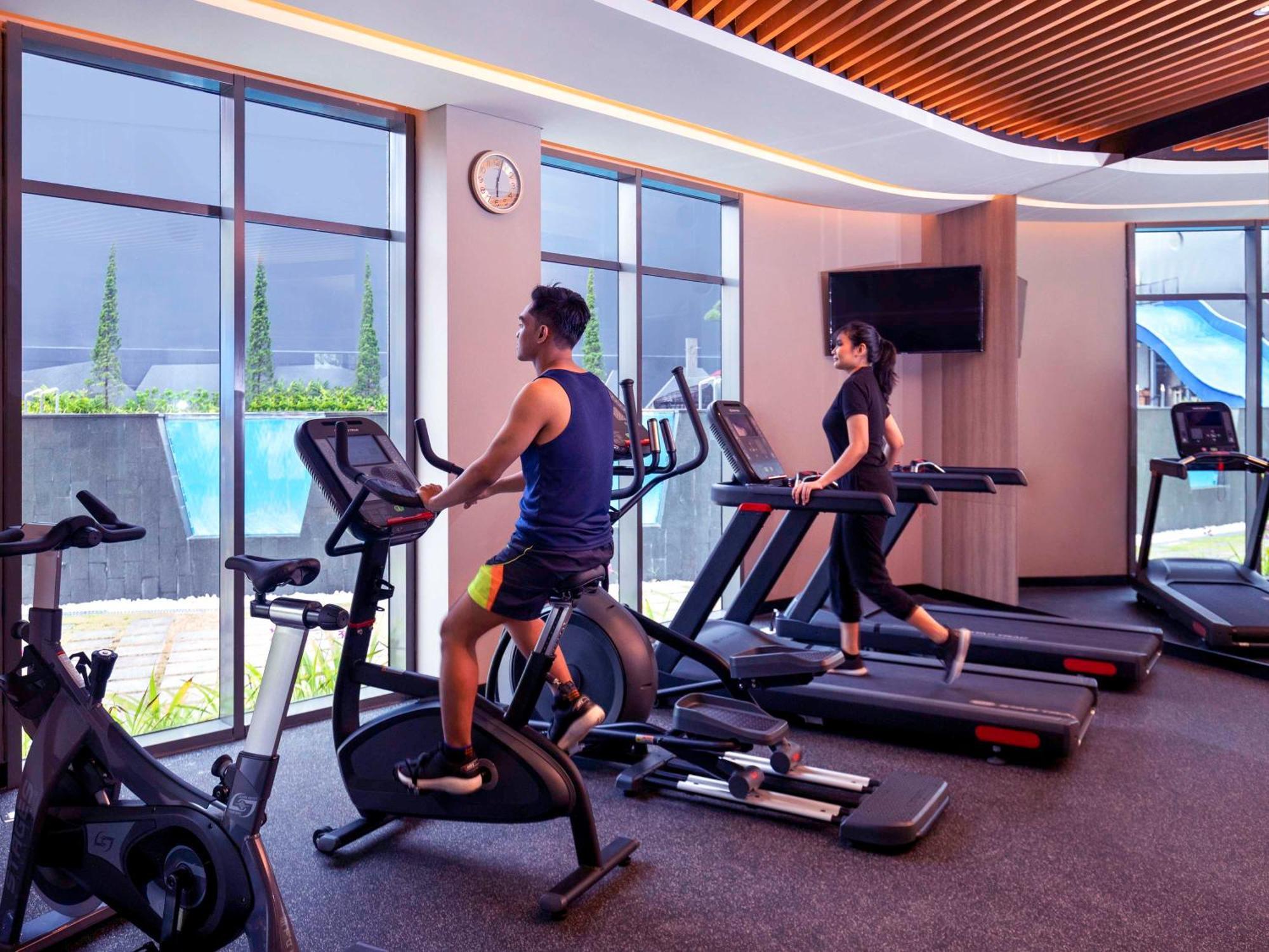 Grand Mercure מאלאנג מראה חיצוני תמונה