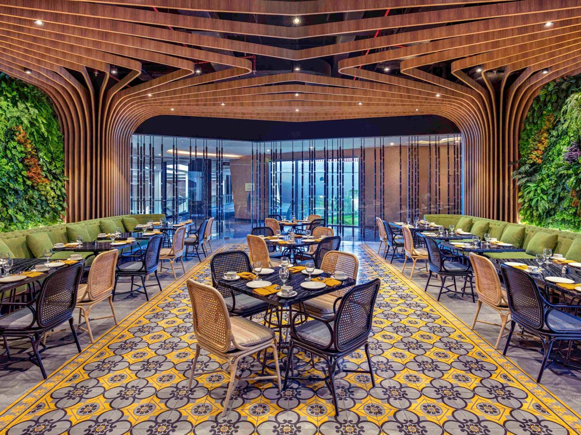 Grand Mercure מאלאנג מראה חיצוני תמונה